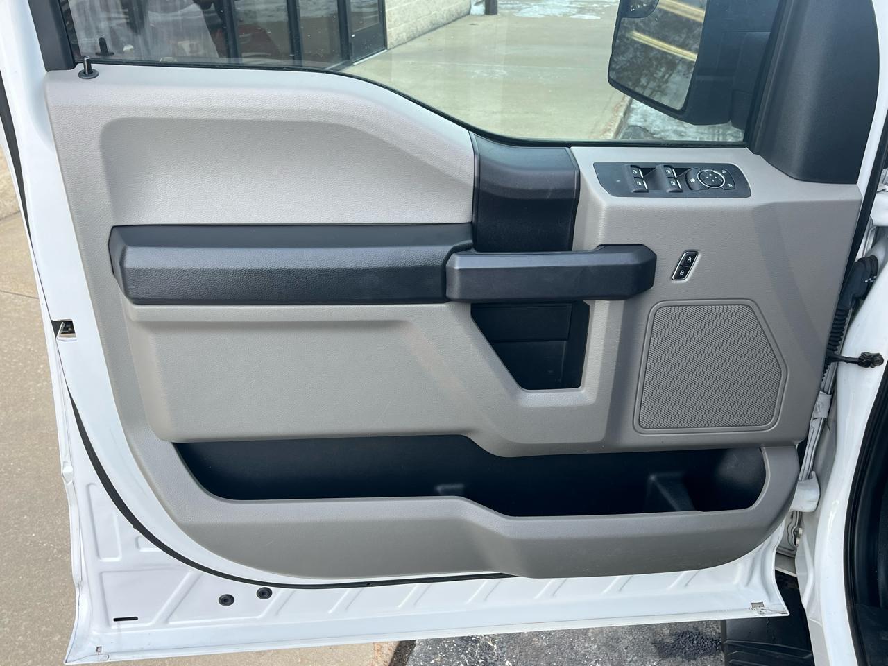 Ford F-150 XL 4WD SuperCrew 5.5' Box 2019