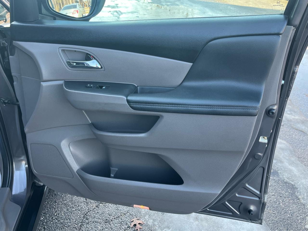 Honda Odyssey 5dr SE 2016