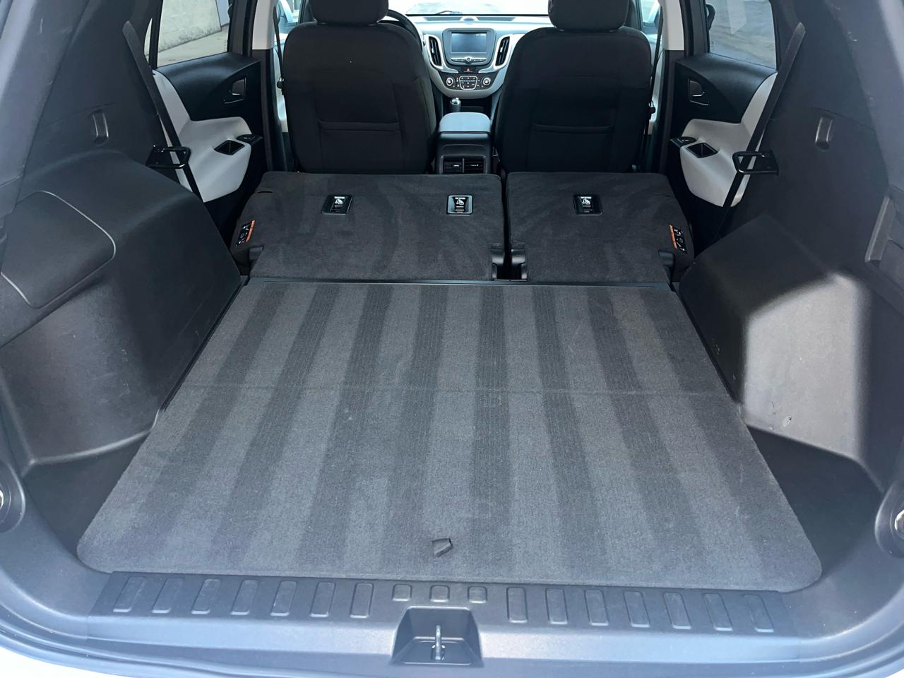 Chevrolet Equinox AWD 4dr LT w/1LT 2018