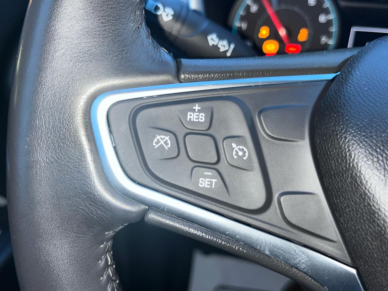 Chevrolet Equinox AWD 4dr LT w/1LT 2018