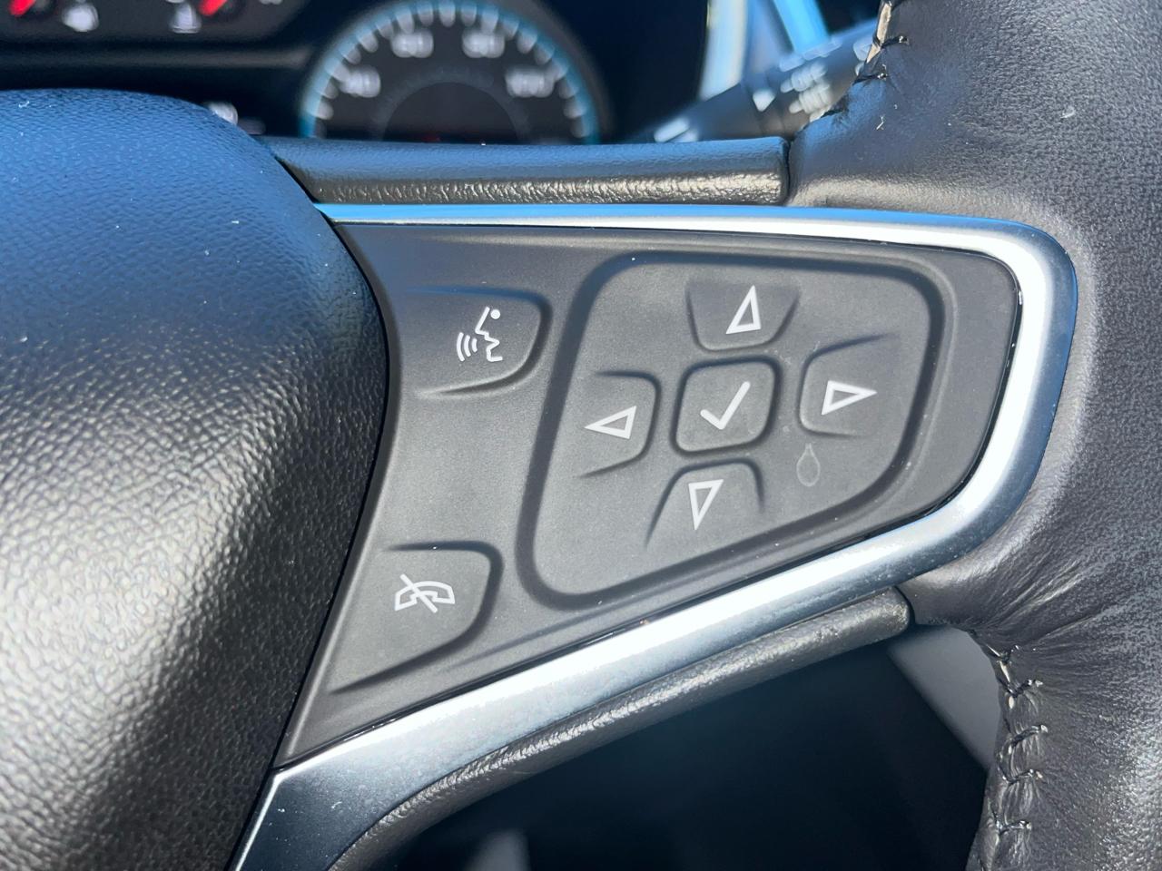 Chevrolet Equinox AWD 4dr LT w/1LT 2018