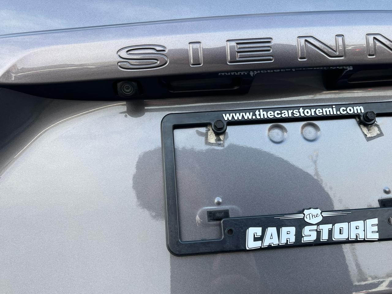 Toyota Sienna XLE Premium AWD 7-Passenger V6 2017