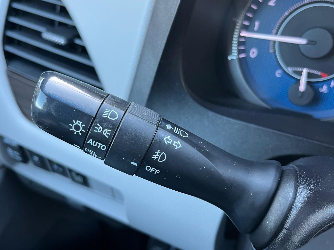 Toyota Sienna XLE Premium AWD 7-Passenger V6 2017