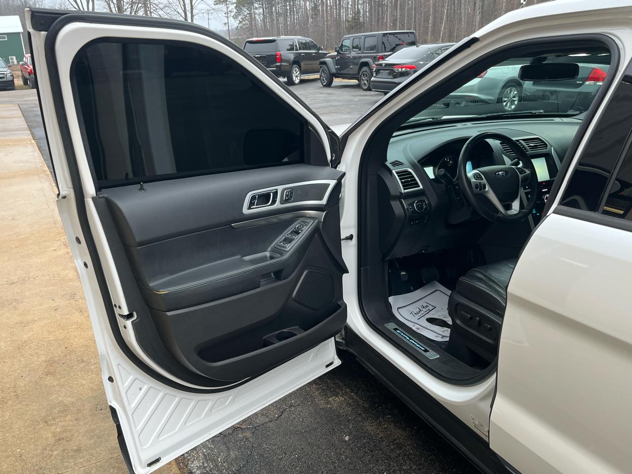 Ford Explorer 4WD 4dr Sport 2015