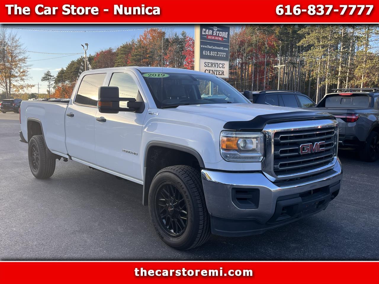 White 2019 GMC Sierra 2500HD Pickup Truck Four-Wheel Drive 6-Speed Automatic