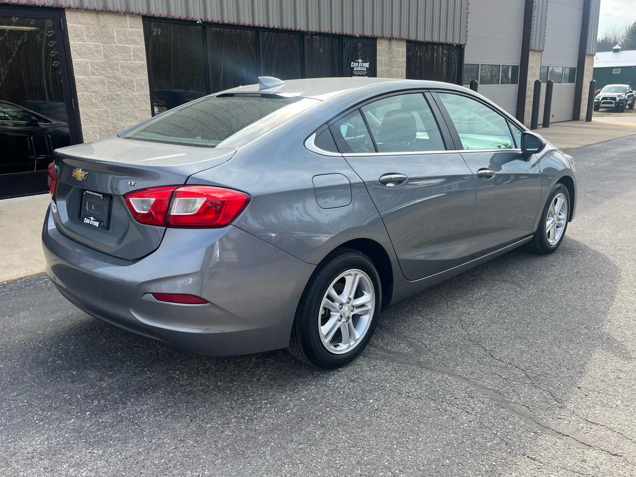Chevrolet Cruze 4dr Sdn 1.4L LT w/1SD 2018