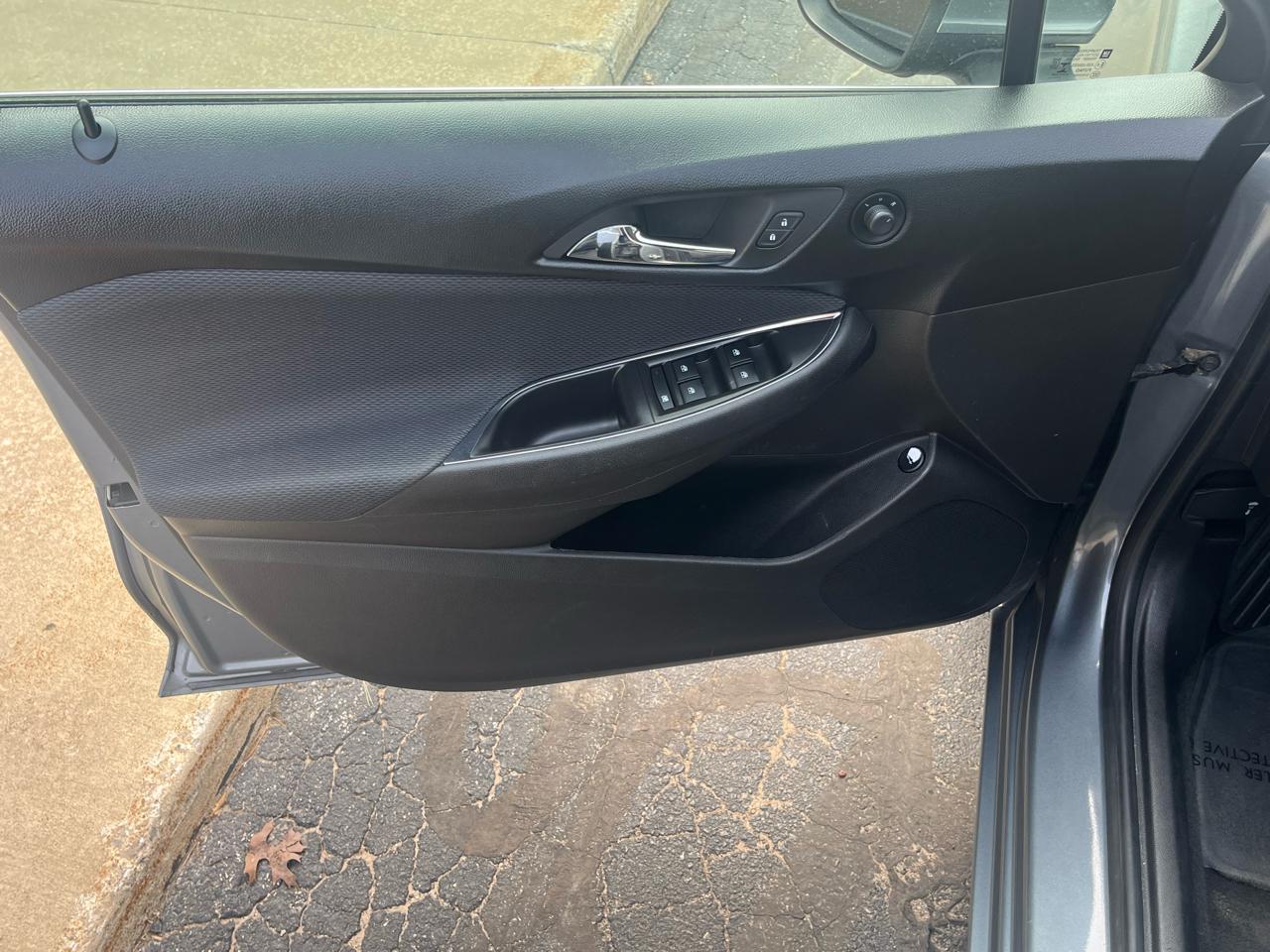 Chevrolet Cruze 4dr Sdn 1.4L LT w/1SD 2018