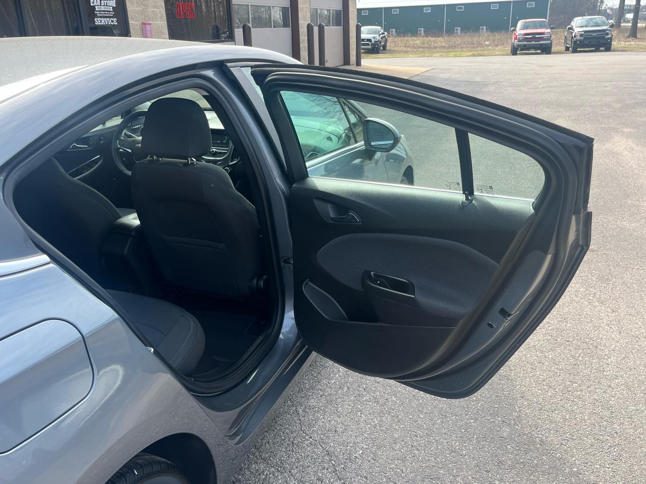 Chevrolet Cruze 4dr Sdn 1.4L LT w/1SD 2018