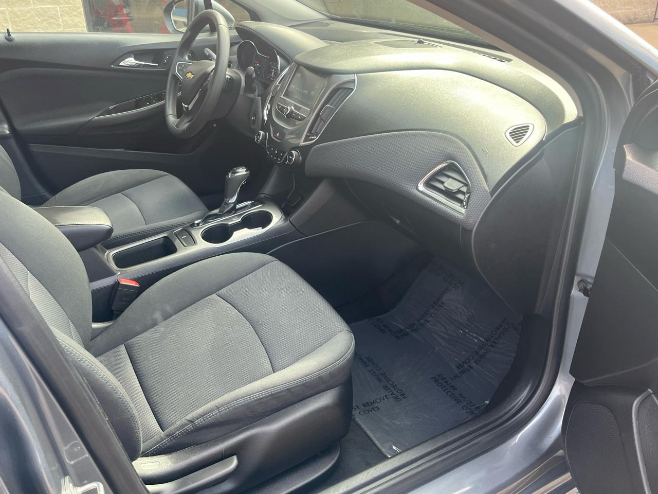 Chevrolet Cruze 4dr Sdn 1.4L LT w/1SD 2018