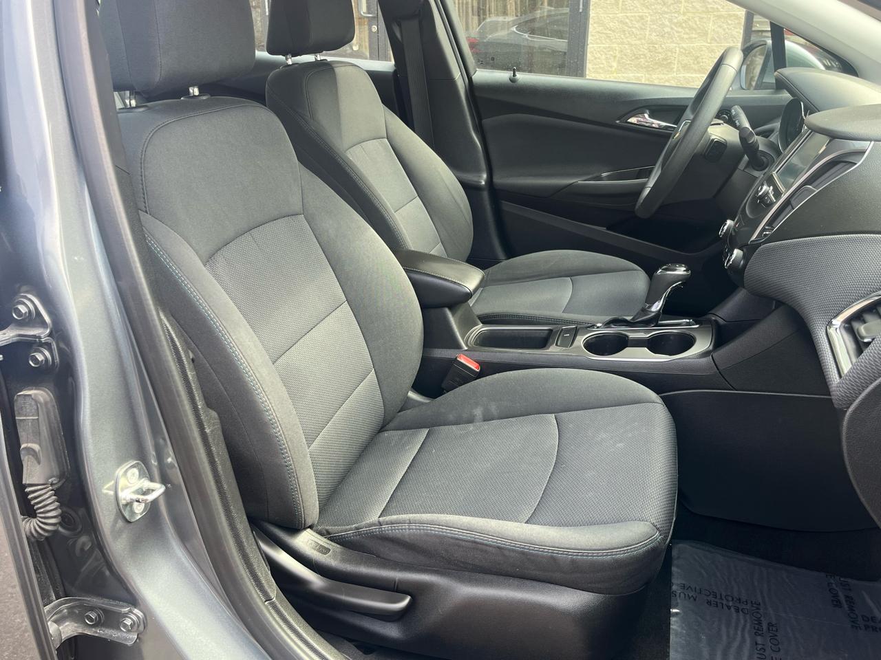 Chevrolet Cruze 4dr Sdn 1.4L LT w/1SD 2018