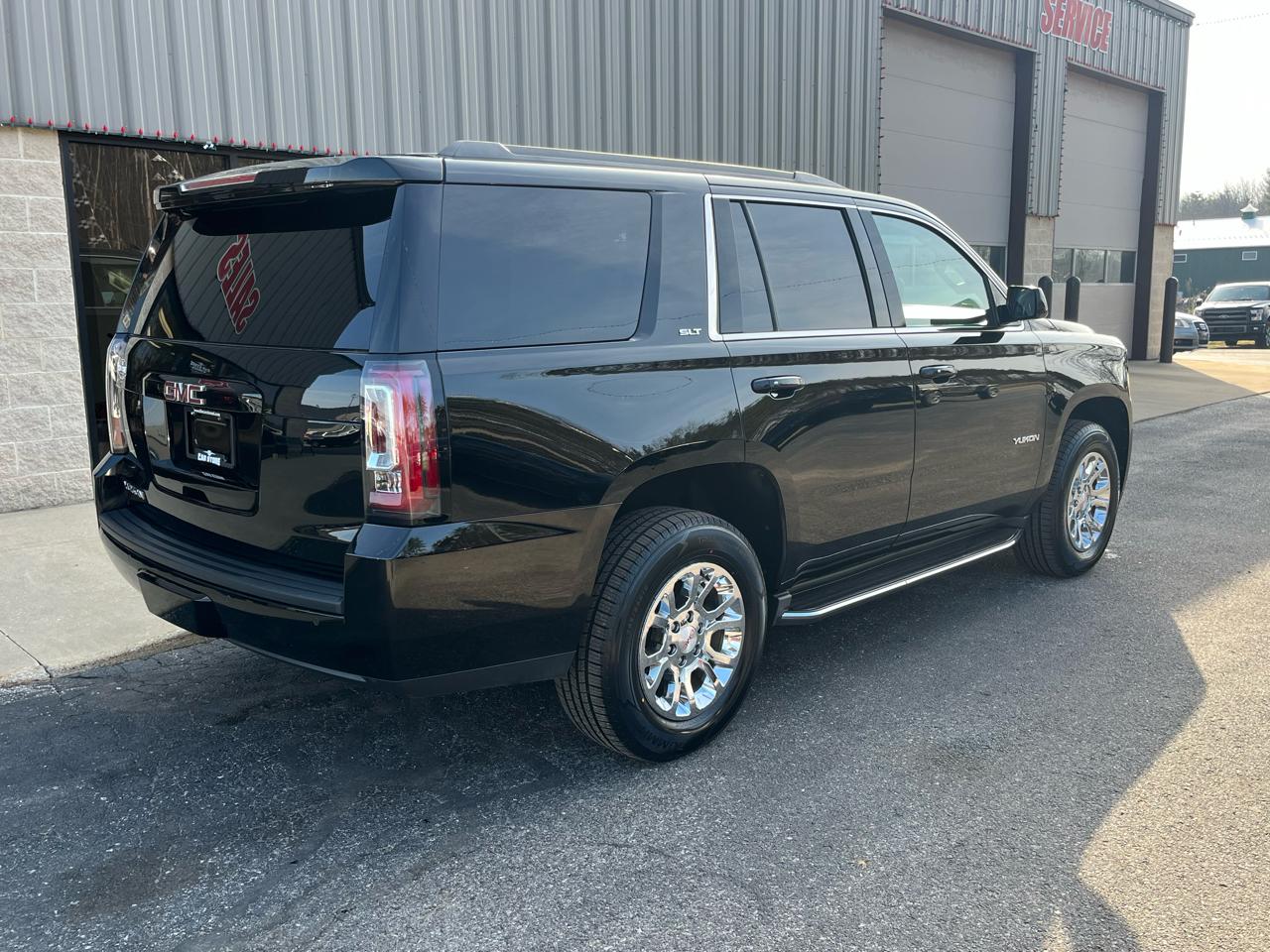 GMC Yukon 4WD 4dr SLT 2015