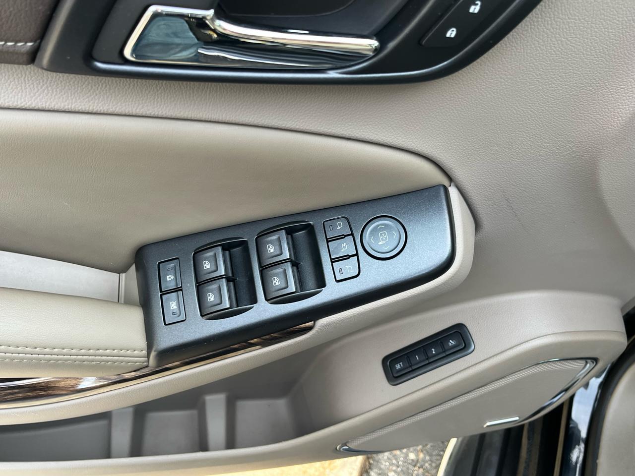 GMC Yukon 4WD 4dr SLT 2015