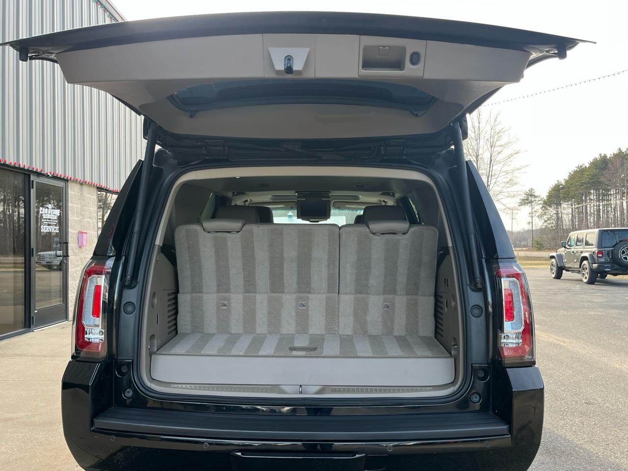 GMC Yukon 4WD 4dr SLT 2015