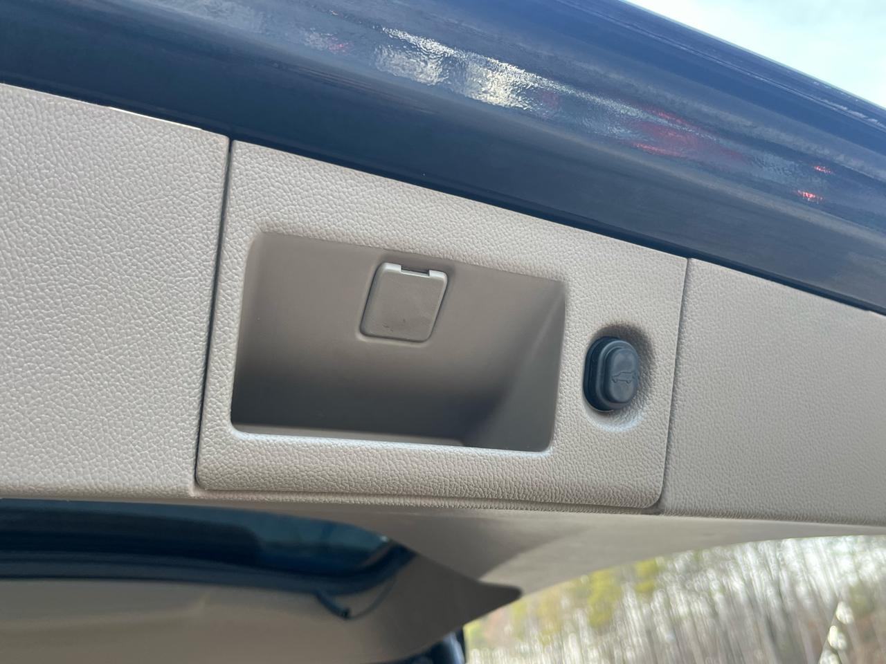 GMC Yukon 4WD 4dr SLT 2015