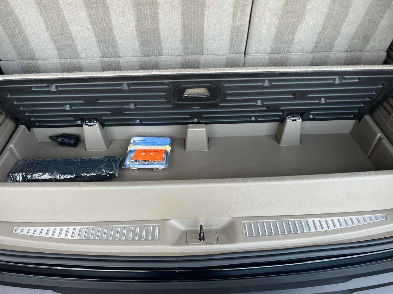 GMC Yukon 4WD 4dr SLT 2015