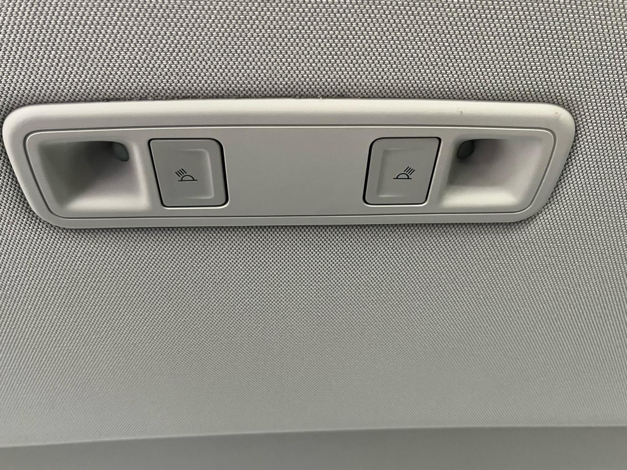 GMC Yukon 4WD 4dr SLT 2015