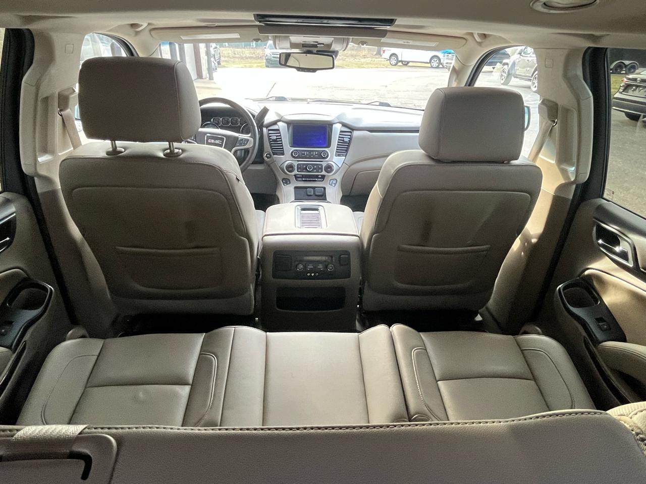 GMC Yukon 4WD 4dr SLT 2015