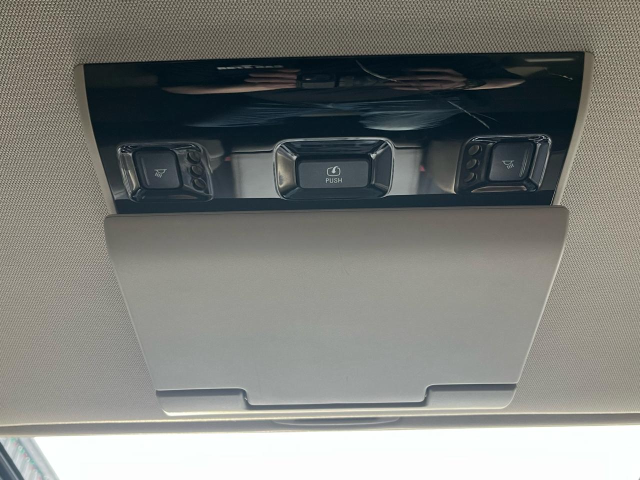 GMC Yukon 4WD 4dr SLT 2015