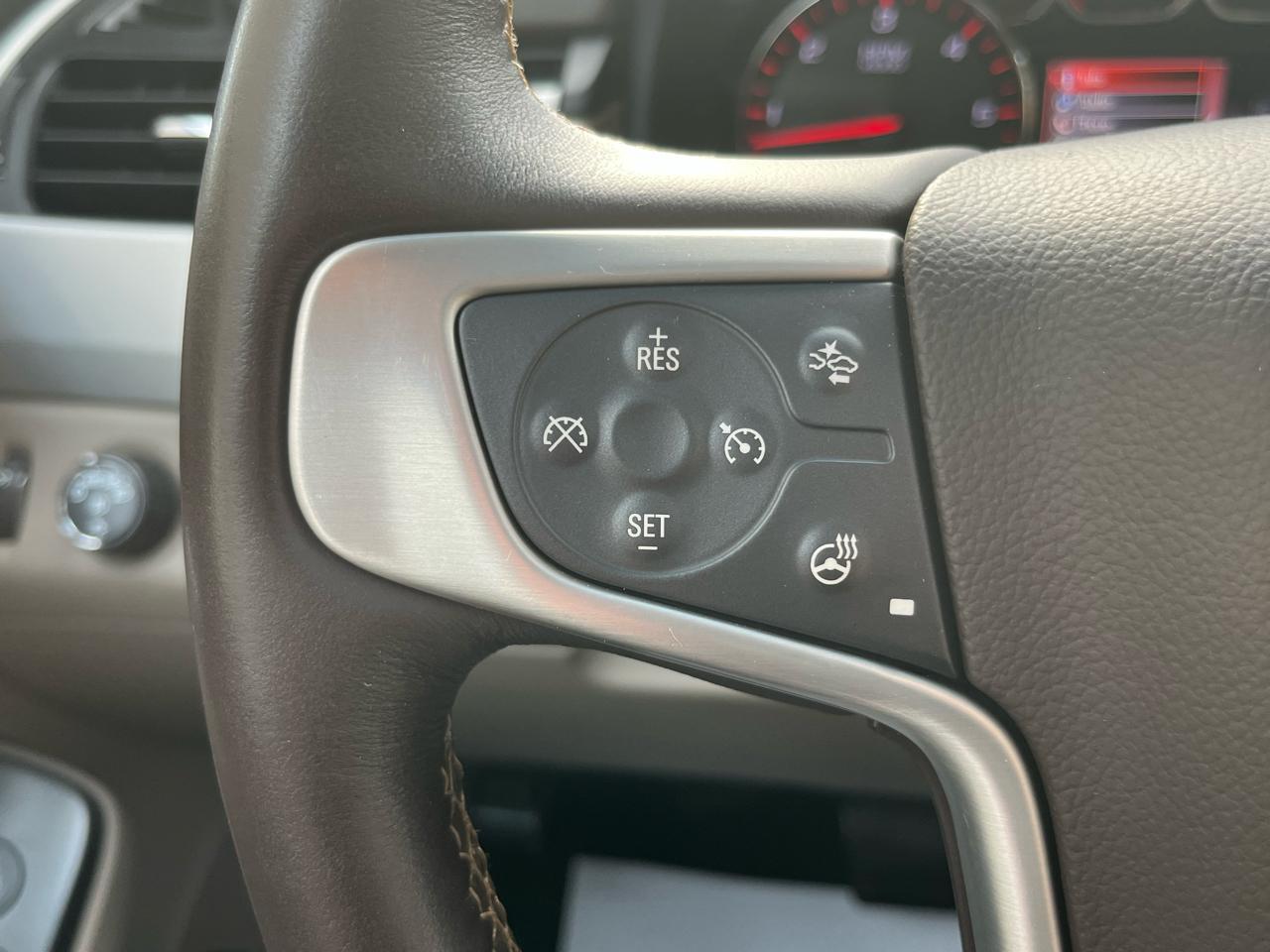 GMC Yukon 4WD 4dr SLT 2015