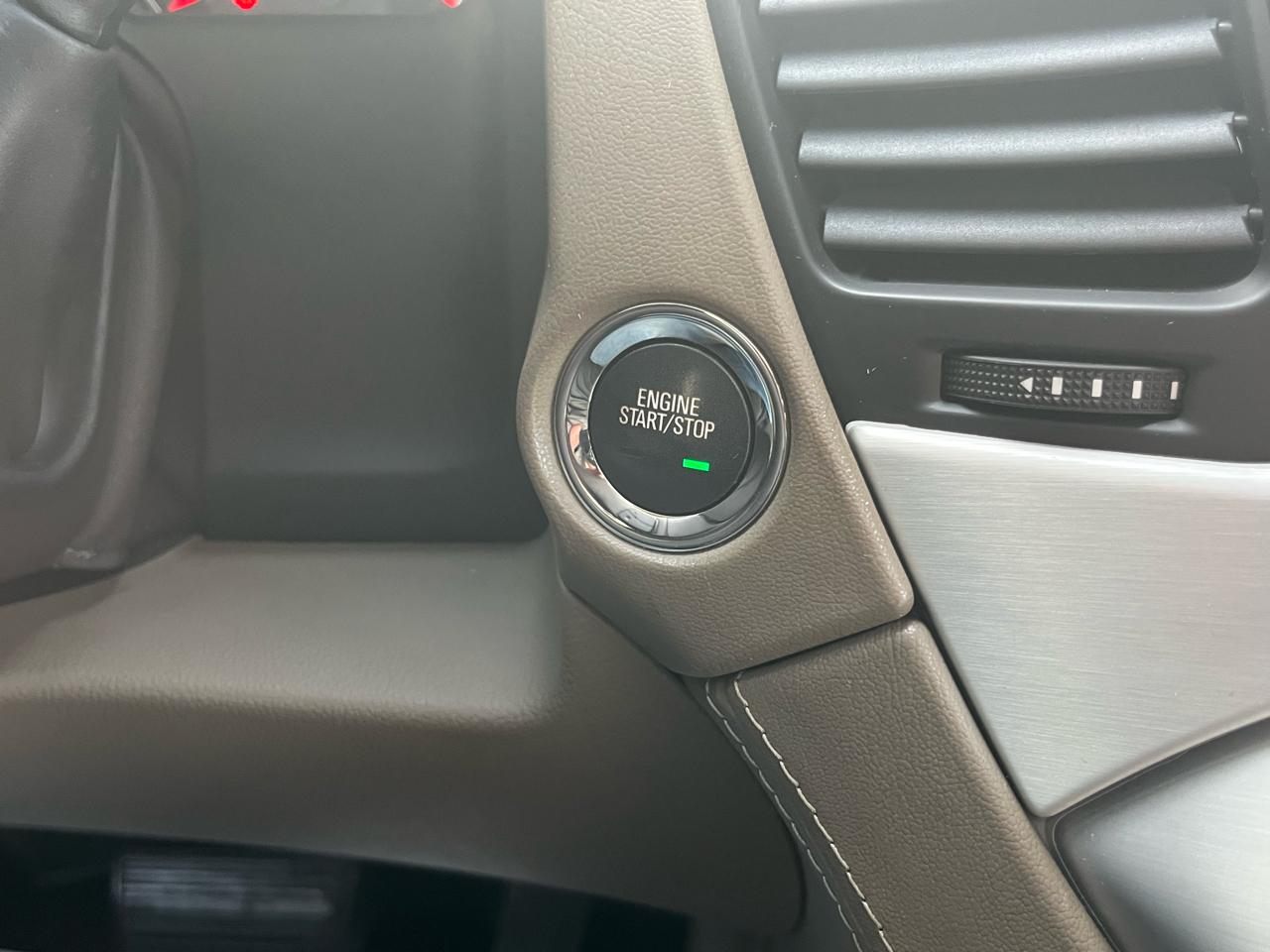 GMC Yukon 4WD 4dr SLT 2015