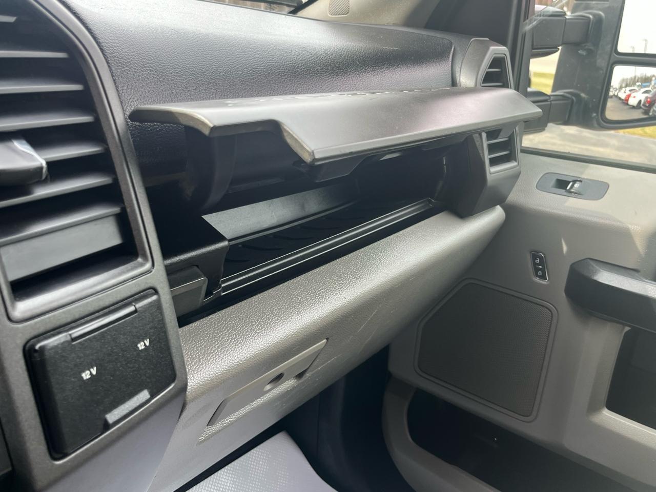 Ford Super Duty F-250 SRW XL 4WD Crew Cab 6.75' Box 2018