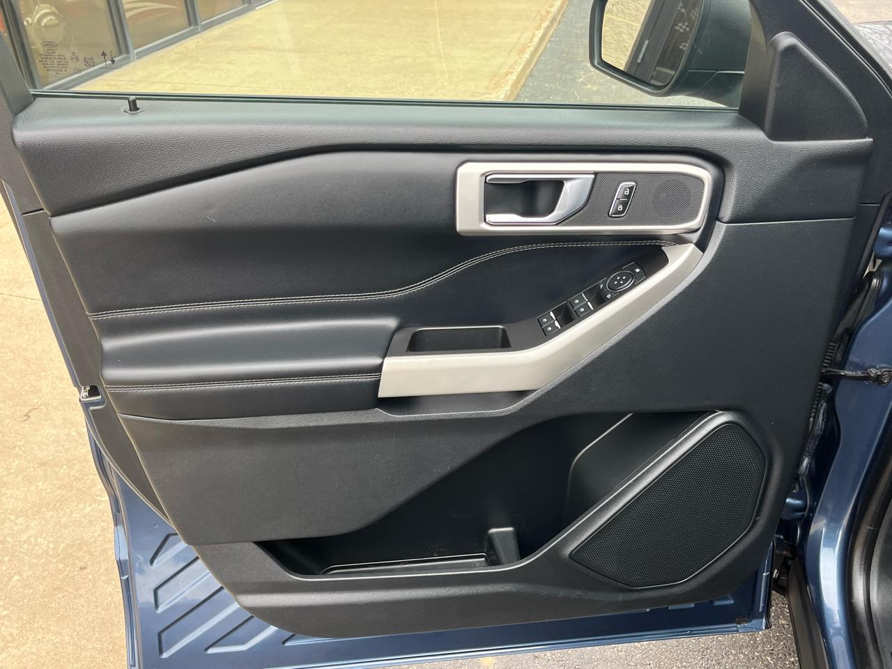 Ford Explorer XLT 4WD 2020