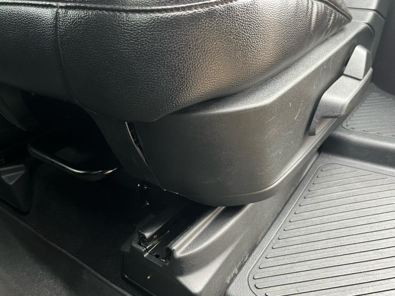 Ford Explorer XLT 4WD 2020