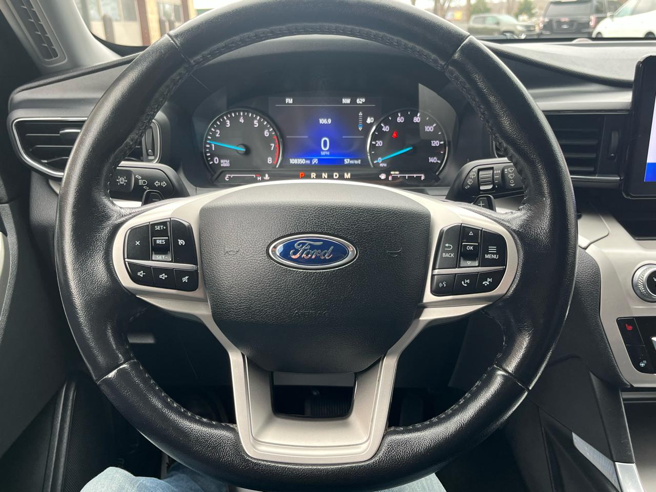 Ford Explorer XLT 4WD 2020