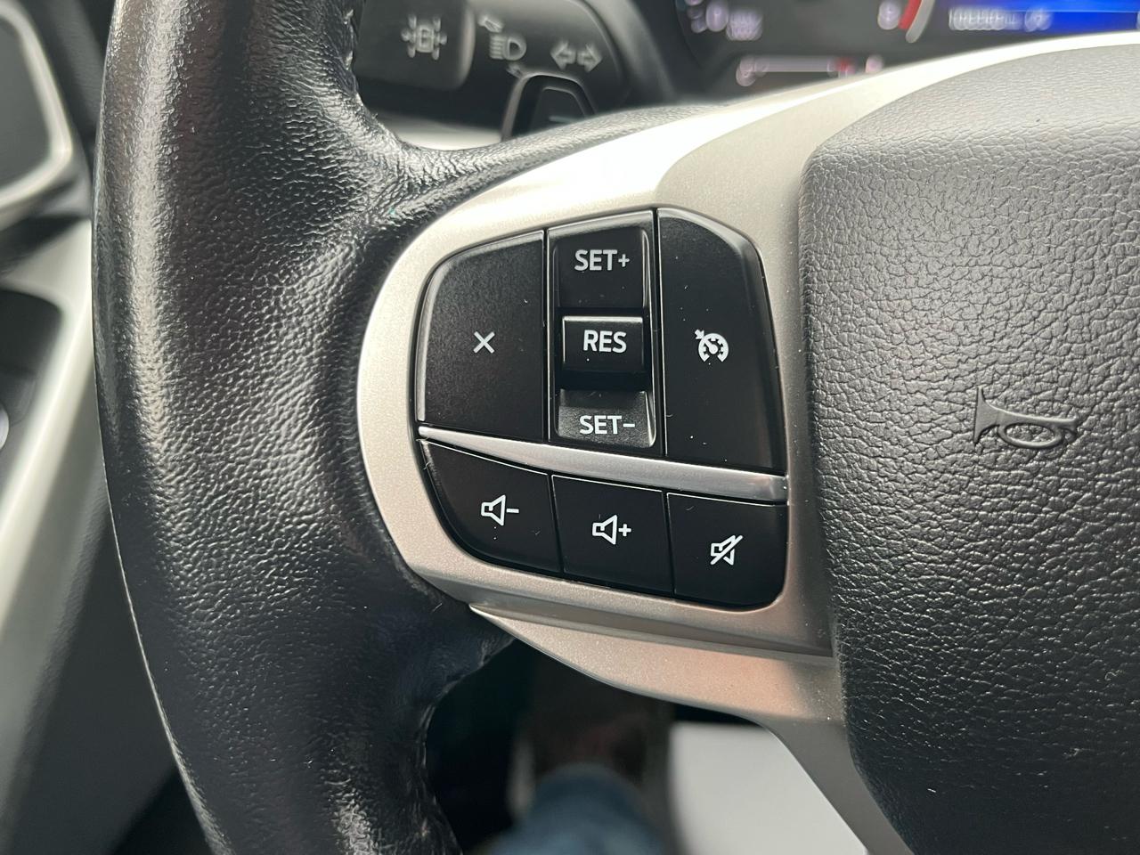 Ford Explorer XLT 4WD 2020