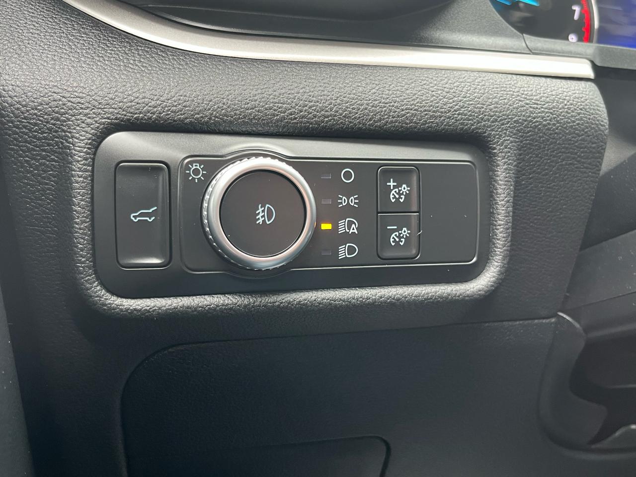 Ford Explorer XLT 4WD 2020