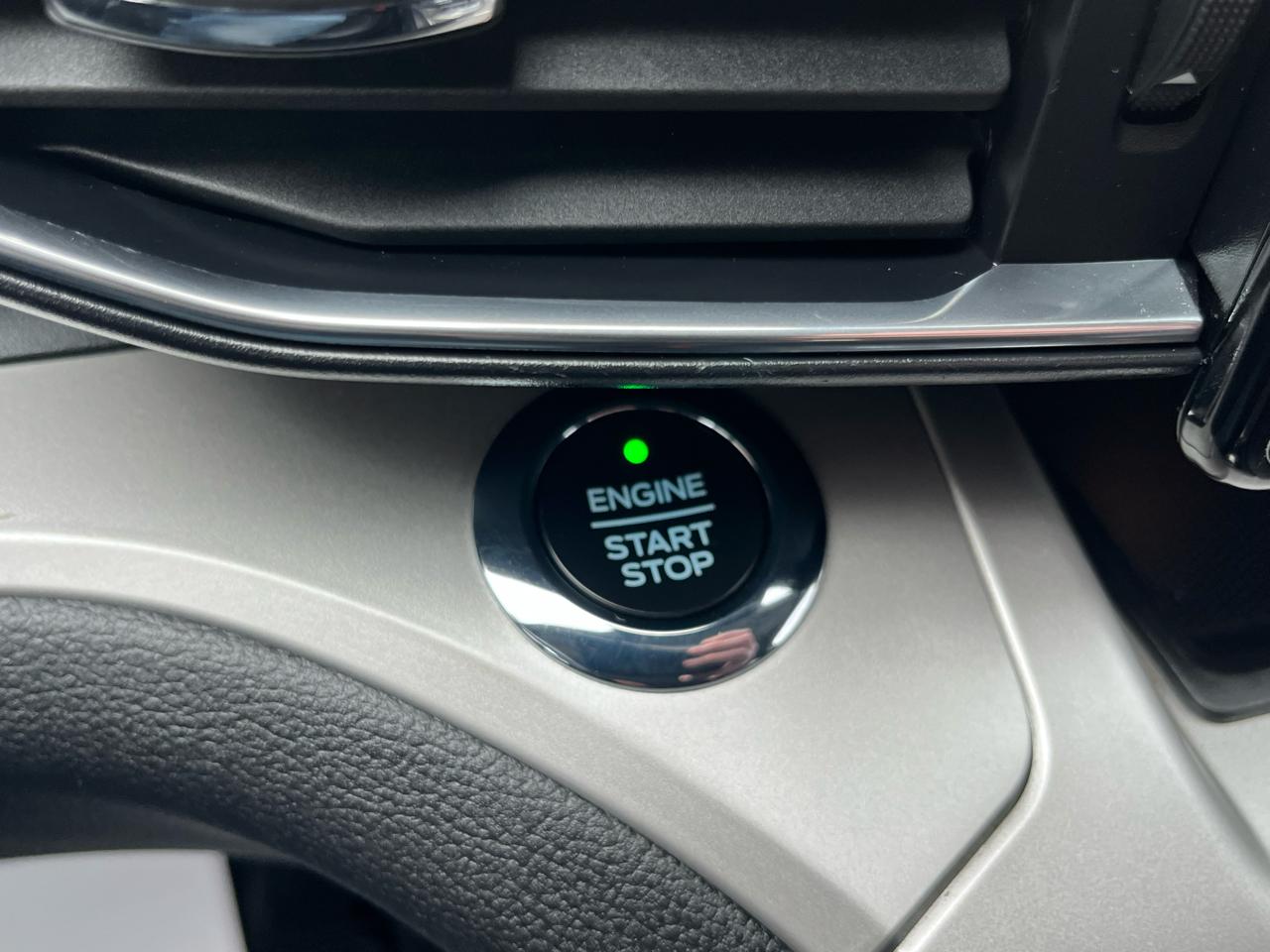 Ford Explorer XLT 4WD 2020