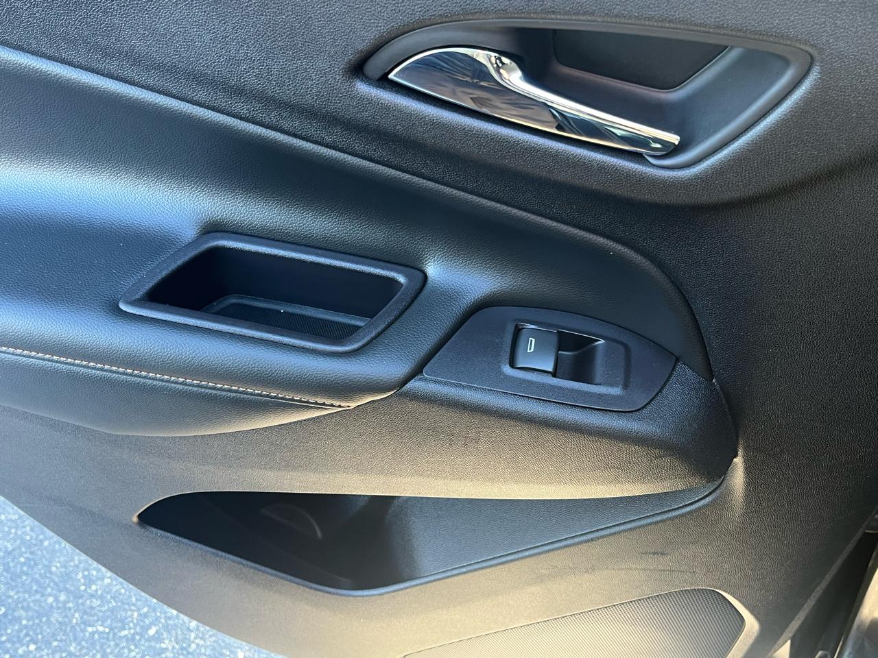 Chevrolet Equinox FWD 4dr Premier w/2LZ 2018