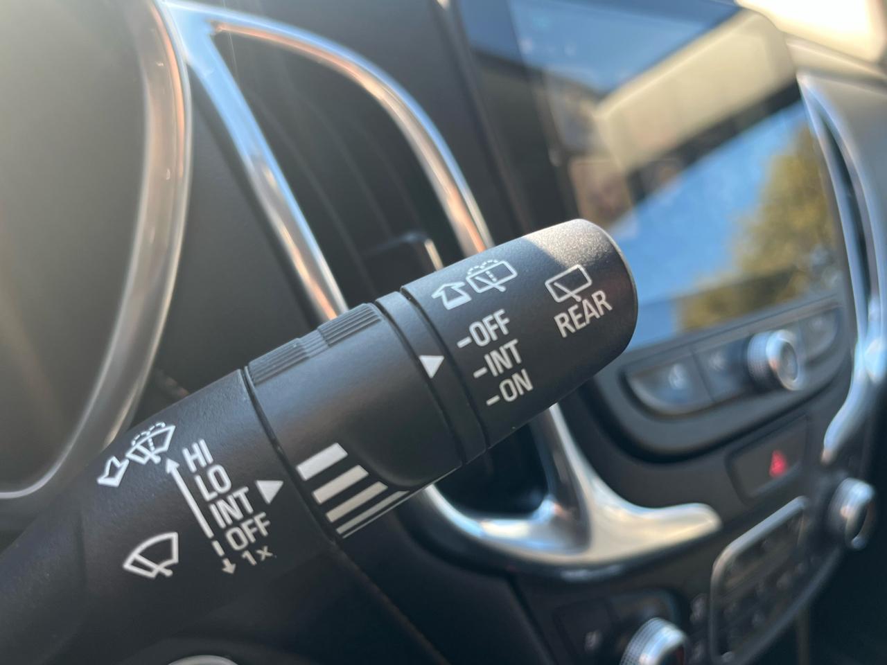 Chevrolet Equinox FWD 4dr Premier w/2LZ 2018