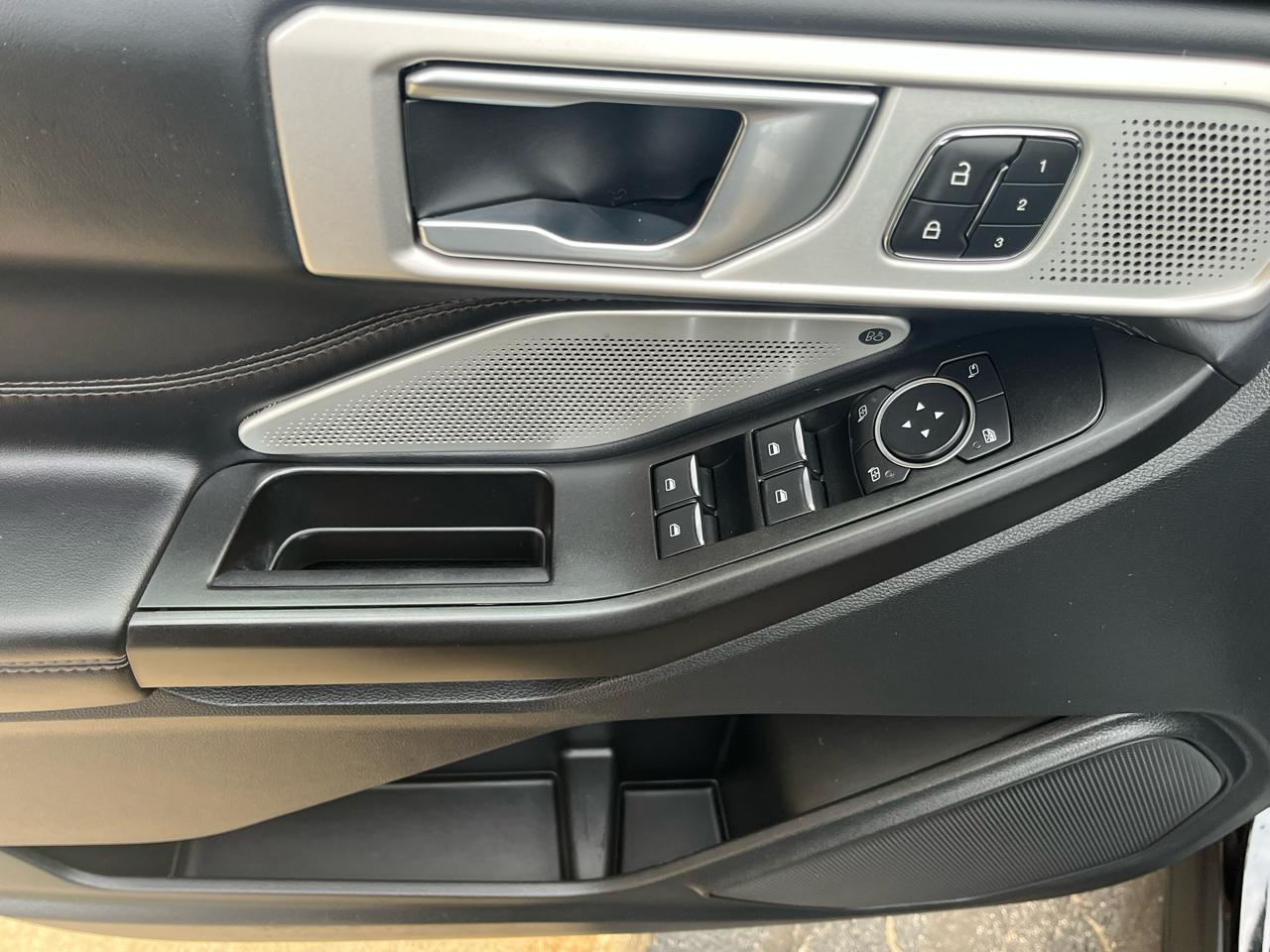 Ford Explorer Platinum 4WD 2020