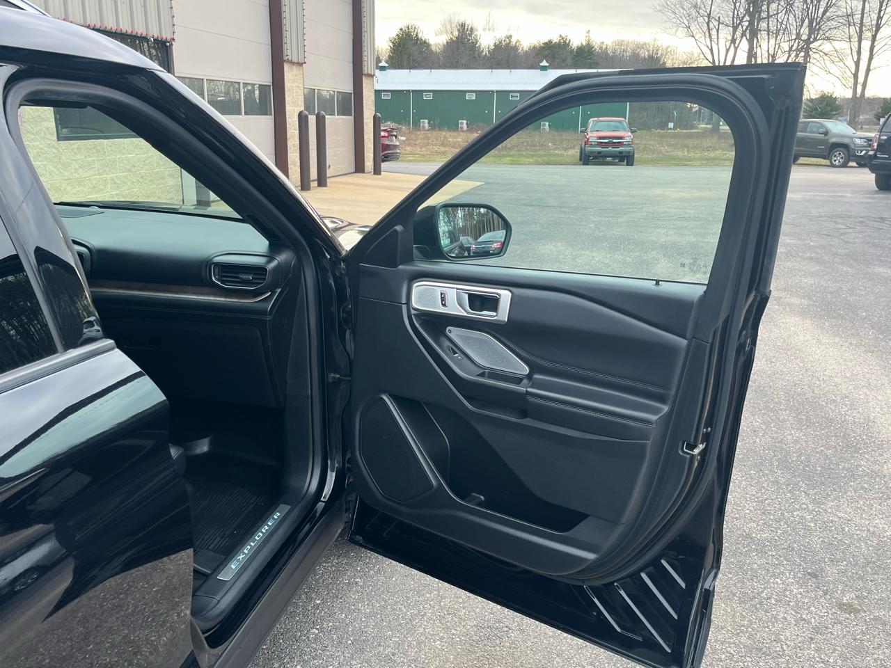 Ford Explorer Platinum 4WD 2020