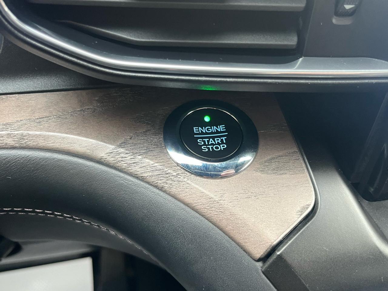 Ford Explorer Platinum 4WD 2020