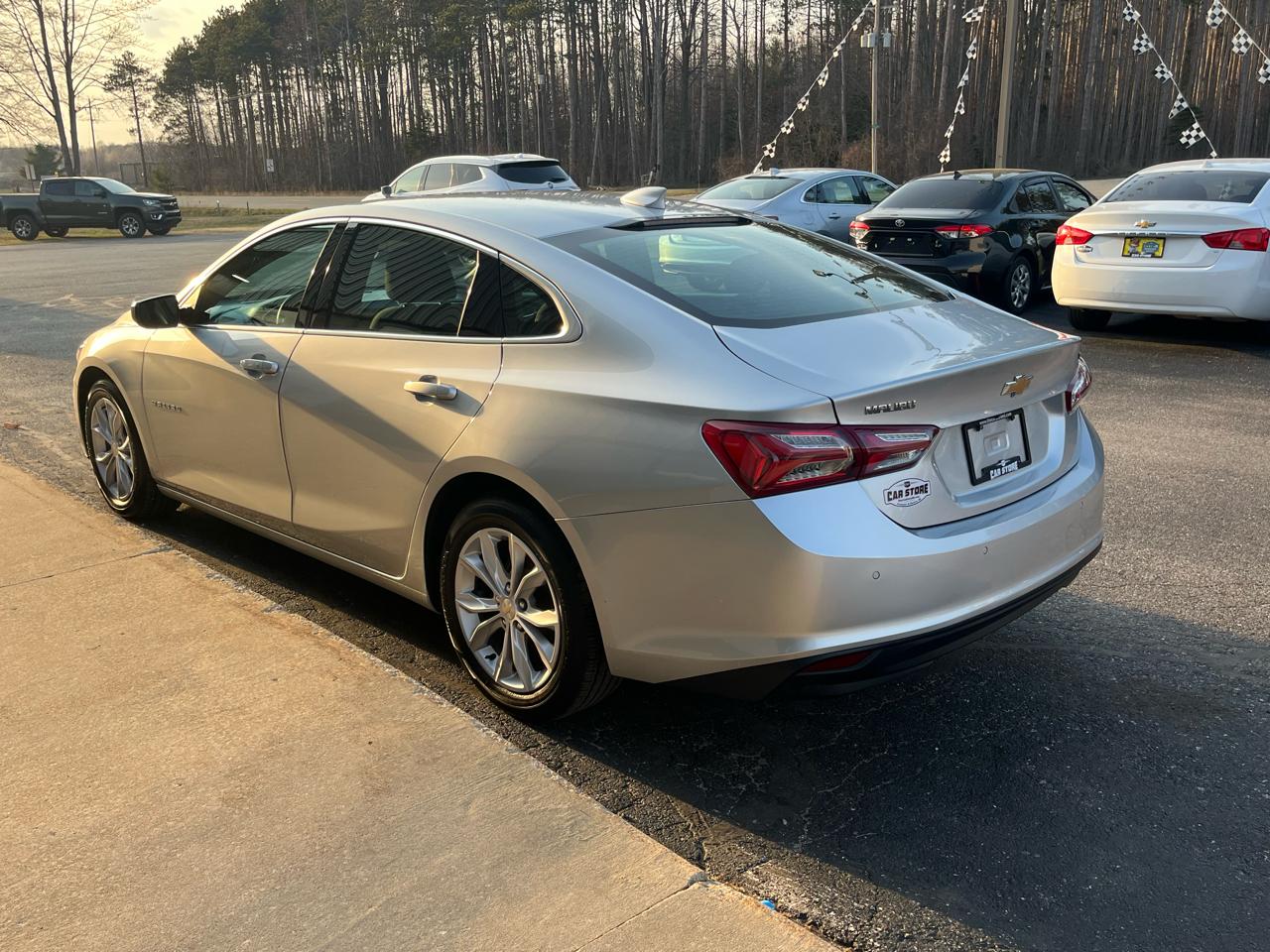 Chevrolet Malibu 4dr Sdn LT 2021