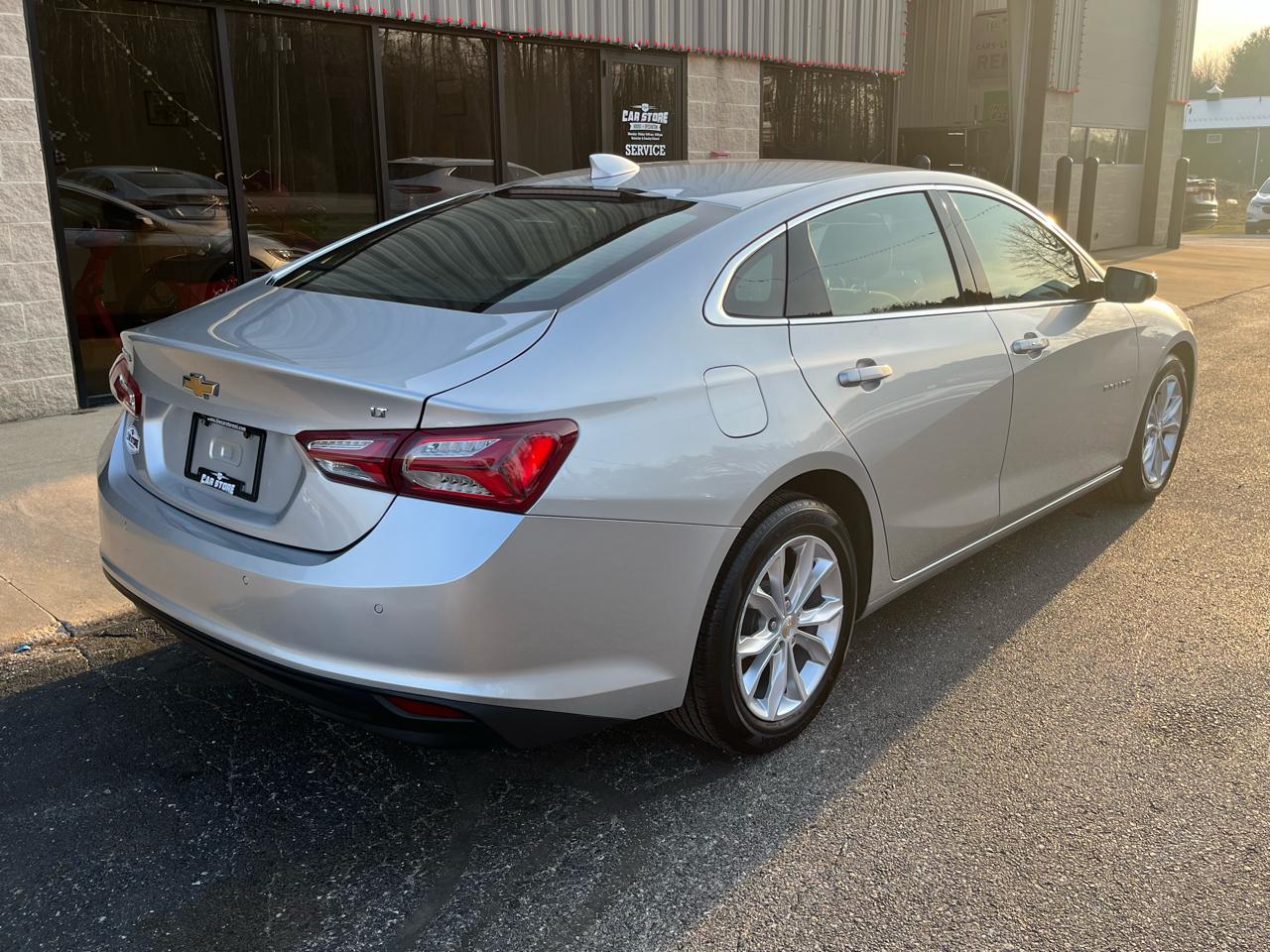 Chevrolet Malibu 4dr Sdn LT 2021