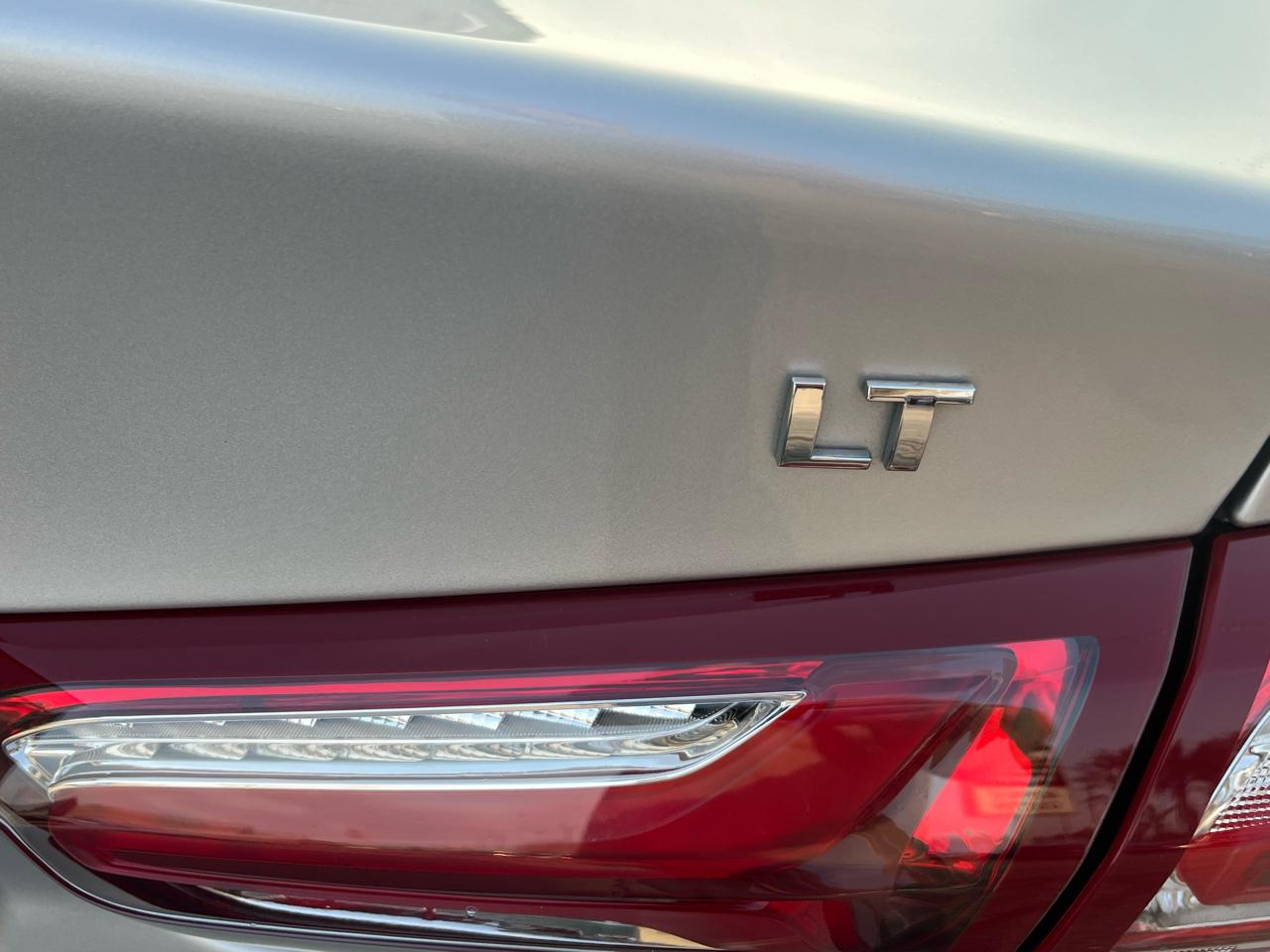 Chevrolet Malibu 4dr Sdn LT 2021