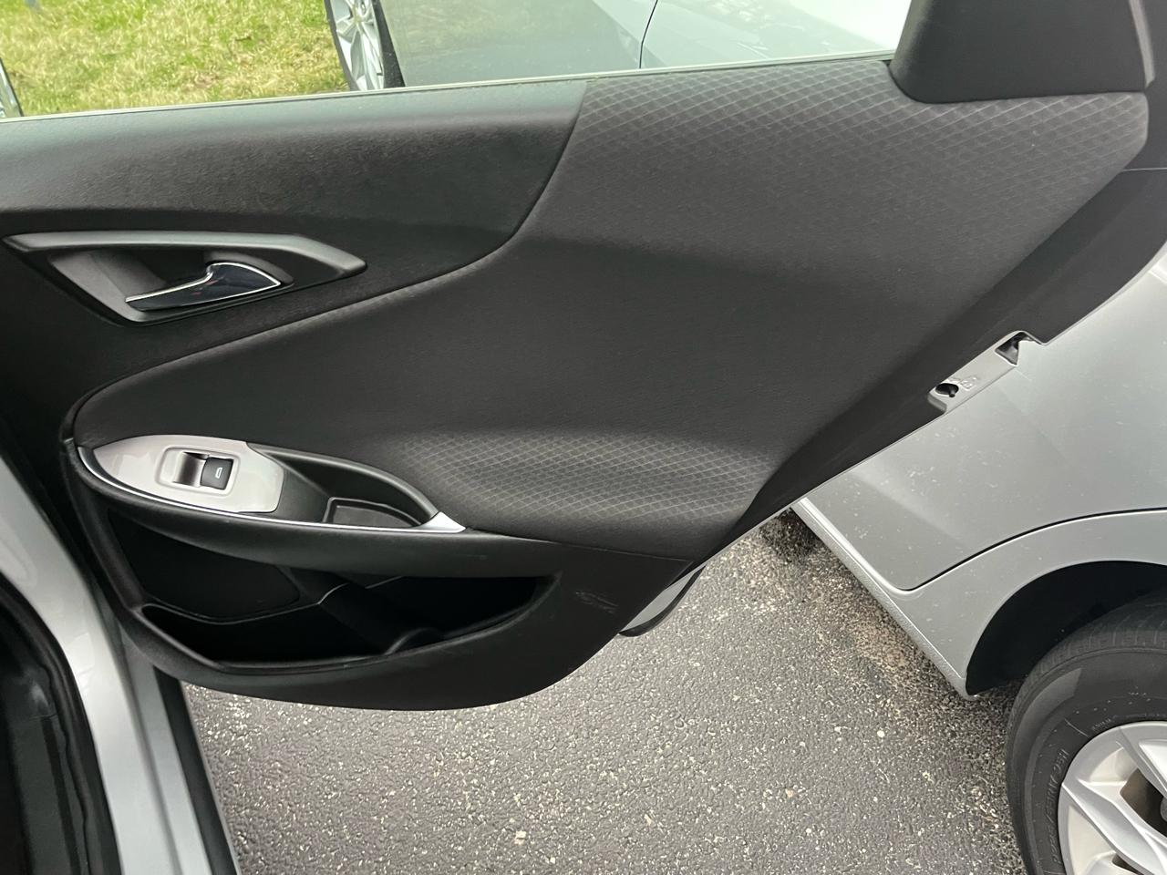 Chevrolet Malibu 4dr Sdn LT 2021