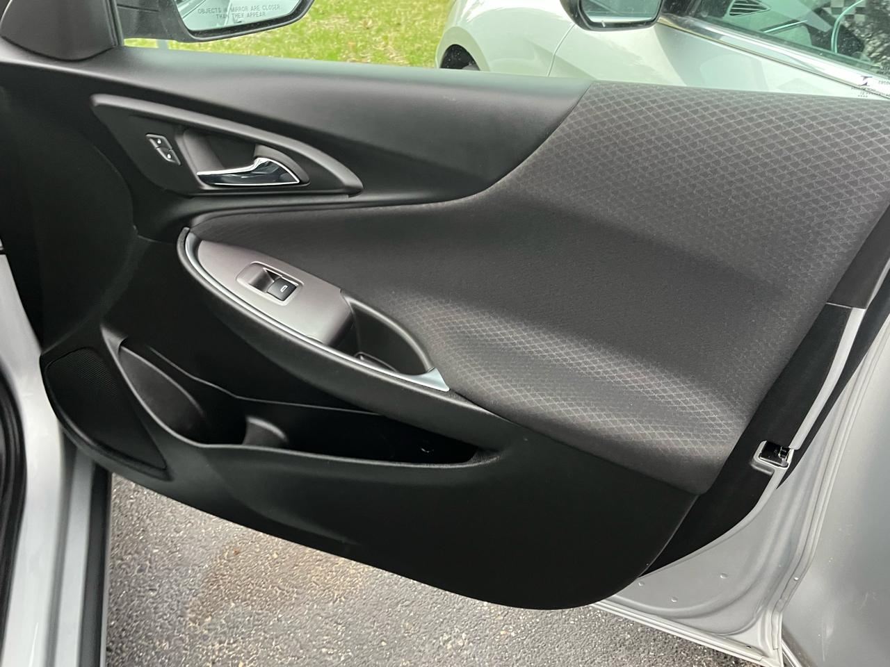 Chevrolet Malibu 4dr Sdn LT 2021