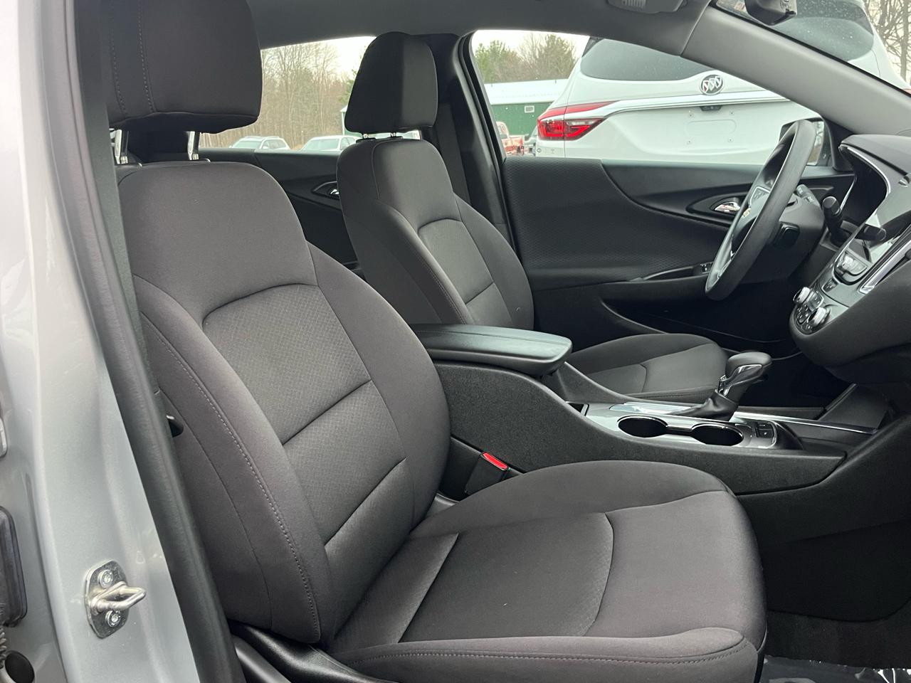 Chevrolet Malibu 4dr Sdn LT 2021