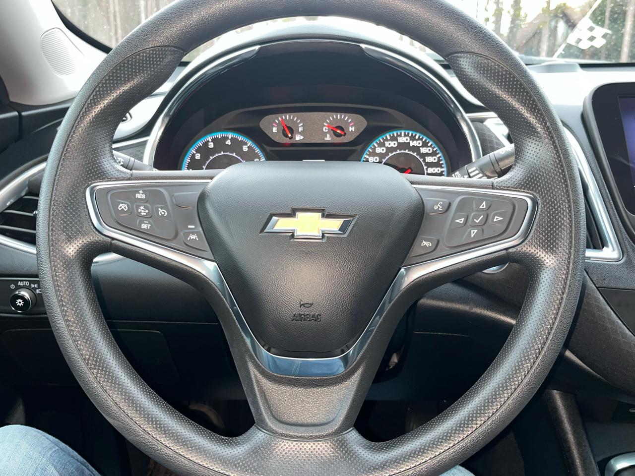 Chevrolet Malibu 4dr Sdn LT 2021