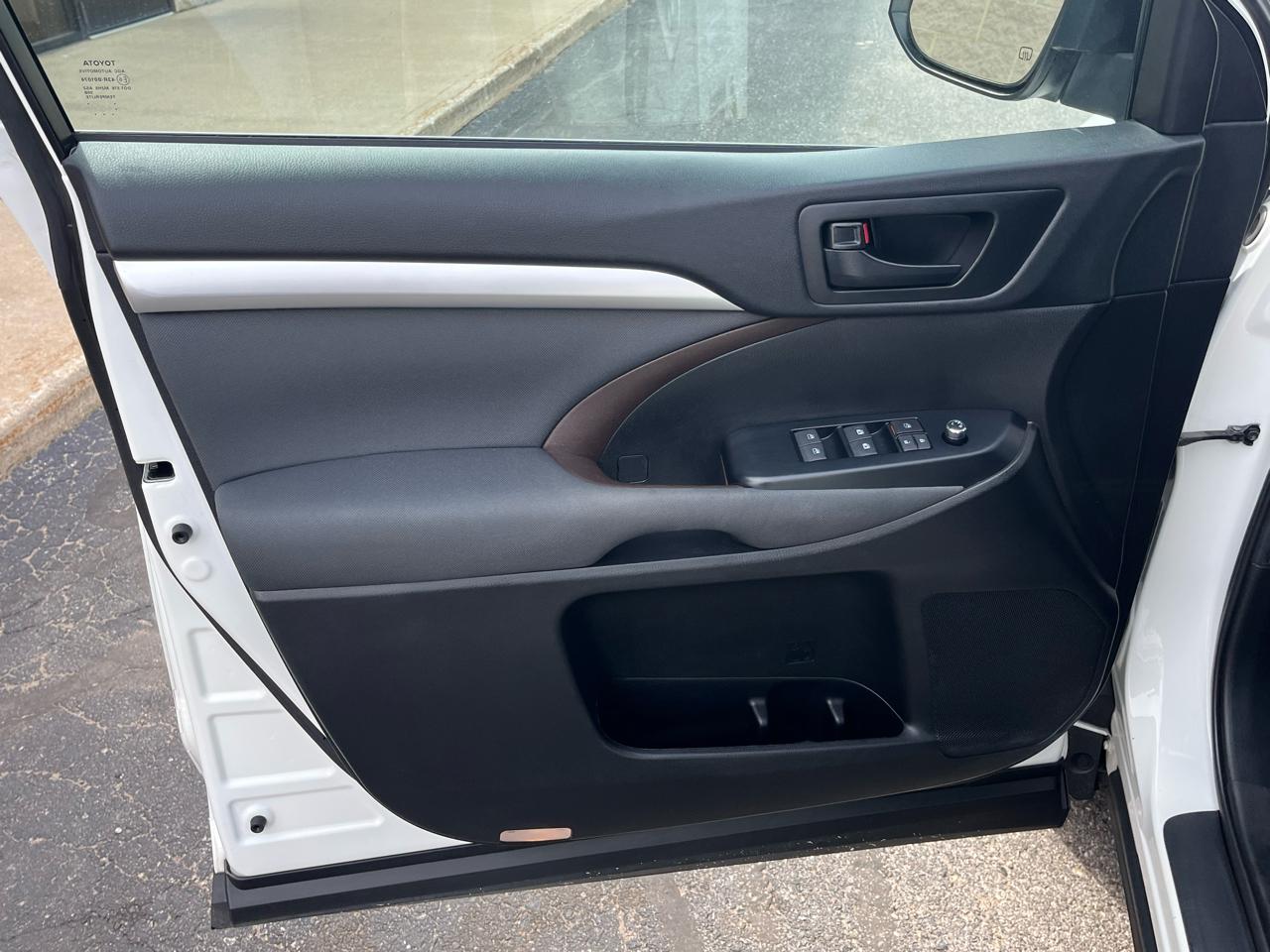 Toyota Highlander  2019