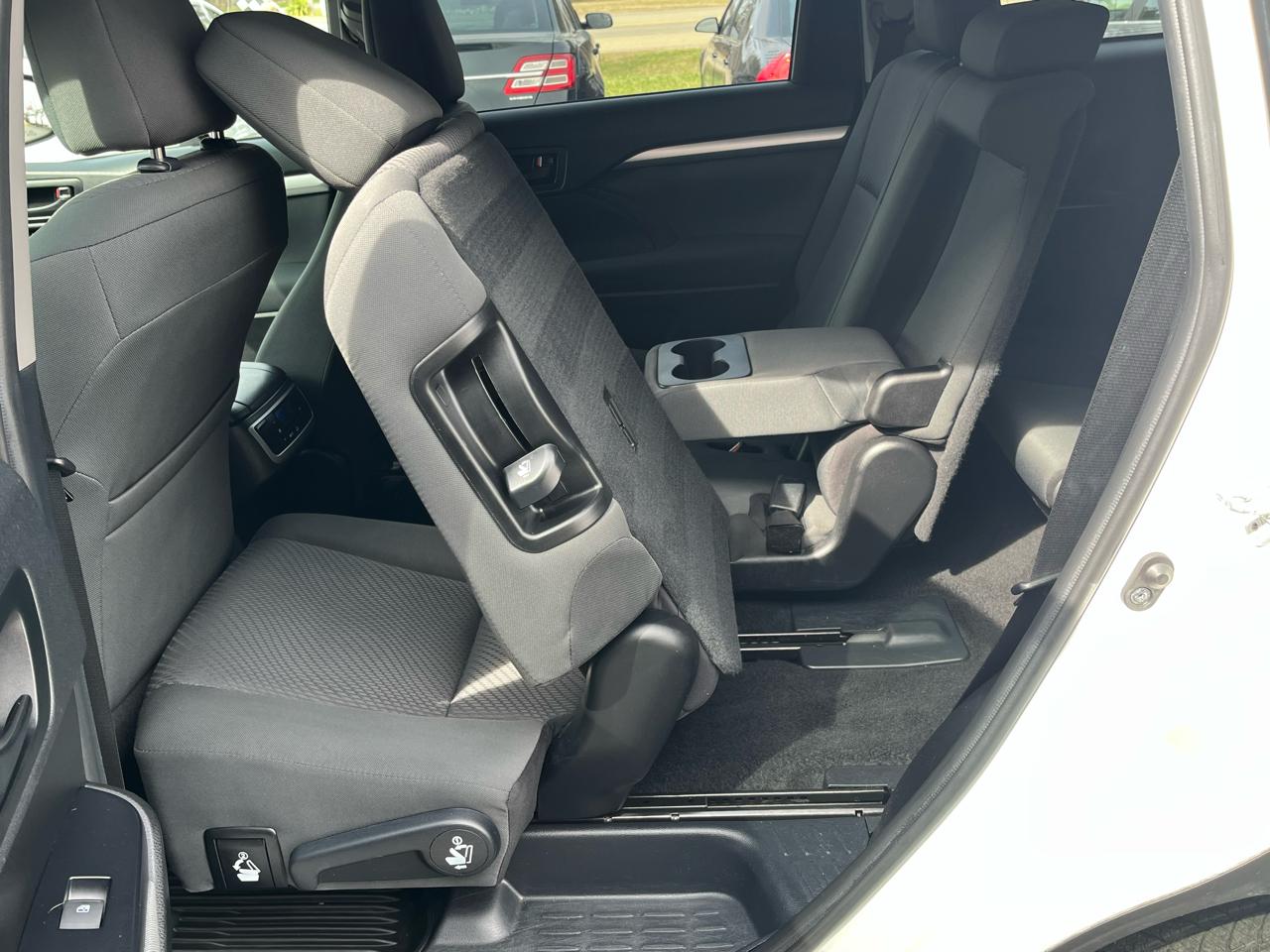 Toyota Highlander  2019