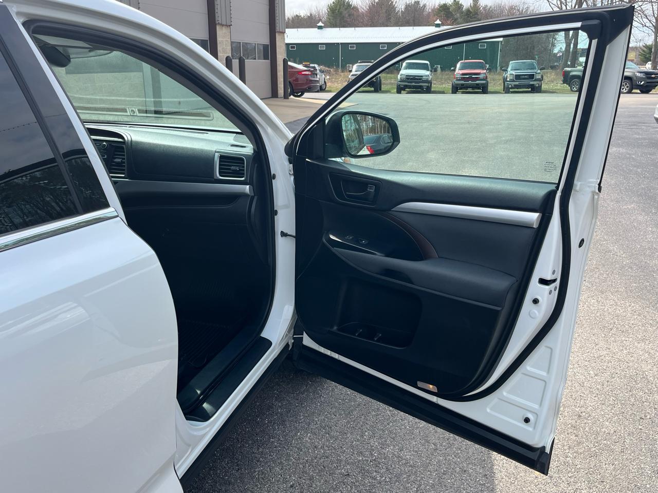 Toyota Highlander  2019