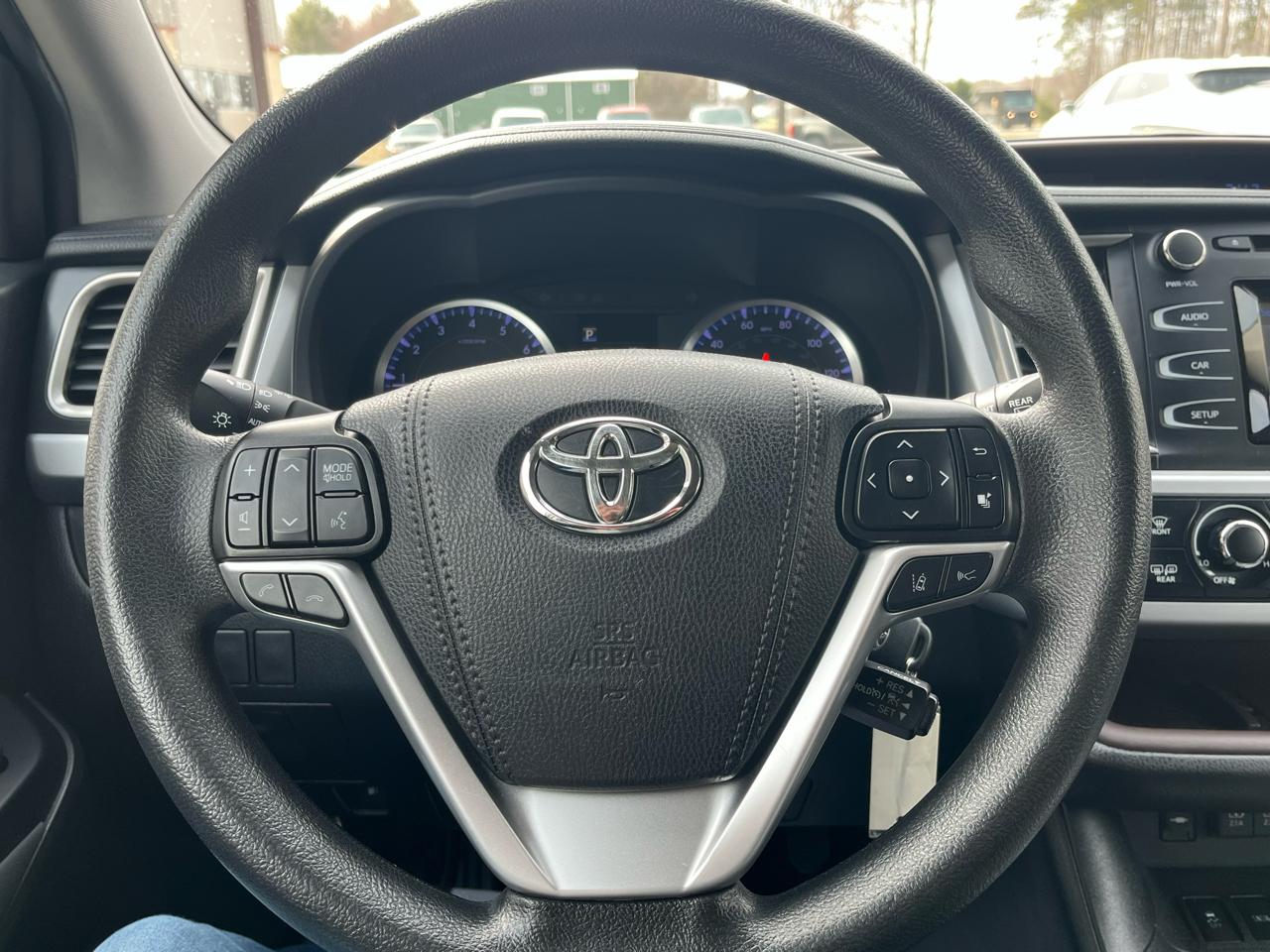 Toyota Highlander  2019
