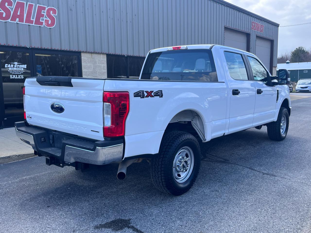 Ford Super Duty F-250 SRW XL 4WD Crew Cab 6.75' Box 2018