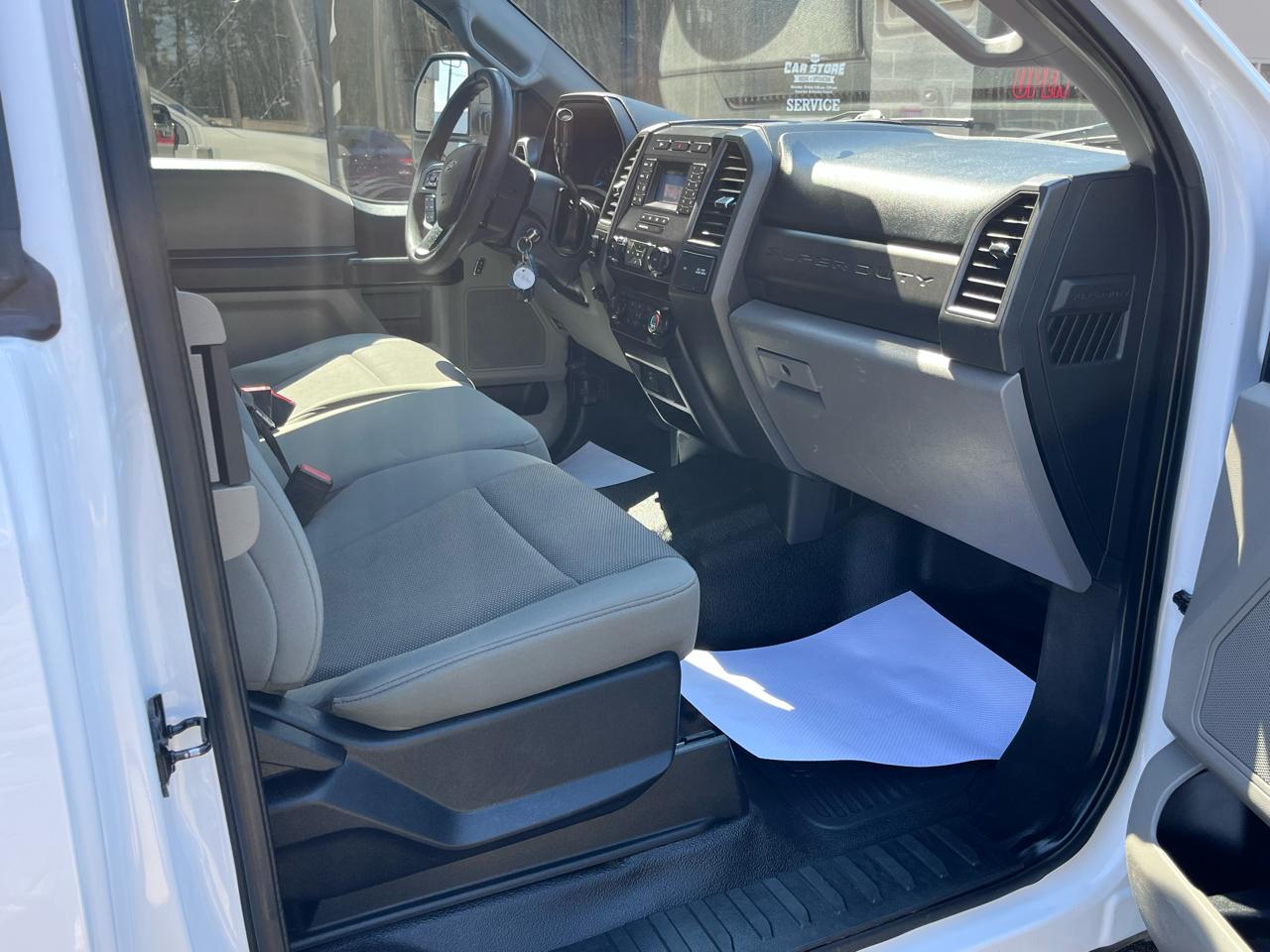 Ford Super Duty F-250 SRW XL 2WD SuperCab 6.75' Box 2020