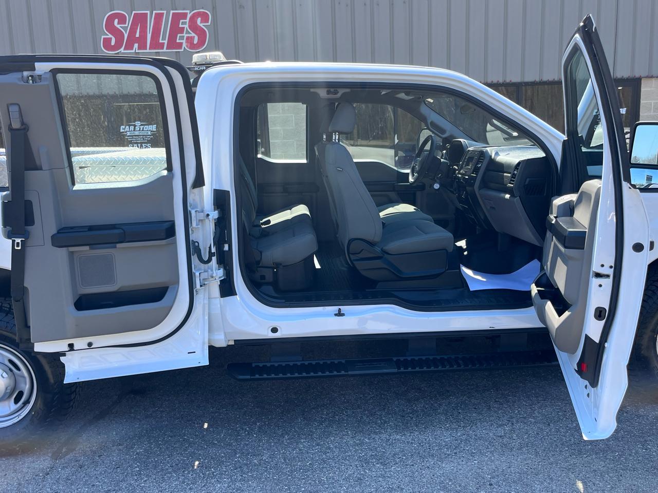 Ford Super Duty F-250 SRW XL 2WD SuperCab 6.75' Box 2020